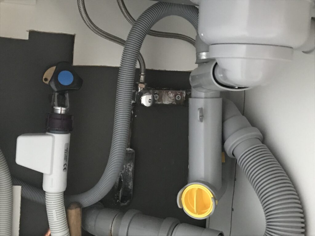 Keuken water aan- en afvoer